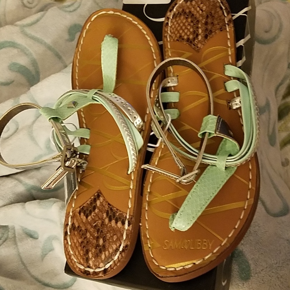 NWT Sam & Libby Kylie Sandals